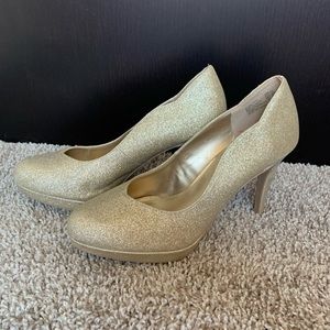 Gold glitter heels